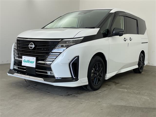 セレナ ｅ－パワー　ハイウェイスターＶ　・プロパイロット・エマージェンシーブレーキ・先行車発進告知・レーダークルーズコントロール・ふらつき警報・純正１２．３型ナビ・社外フリップダウンモニター・全方位カメラ・デジタルインナーミラー・純正エアロ（2枚目）