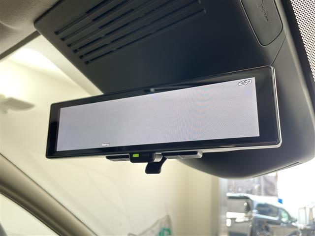 セレナ ｅ－パワー　ハイウェイスターＶ　・プロパイロット・エマージェンシーブレーキ・先行車発進告知・レーダークルーズコントロール・ふらつき警報・純正１２．３型ナビ・社外フリップダウンモニター・全方位カメラ・デジタルインナーミラー・純正エアロ（28枚目）