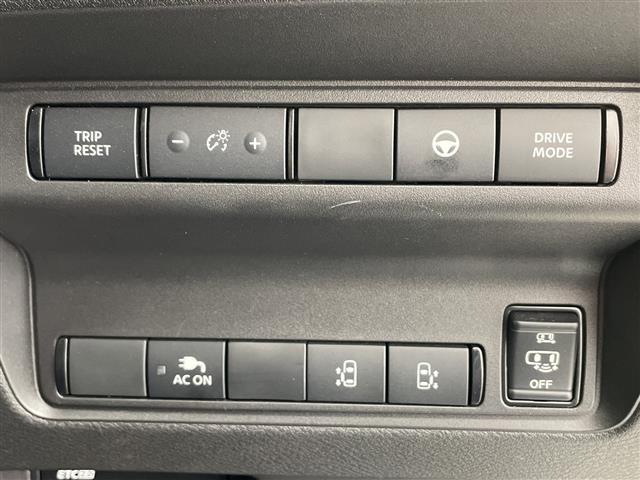 セレナ ｅ－パワー　ハイウェイスターＶ　・プロパイロット・エマージェンシーブレーキ・先行車発進告知・レーダークルーズコントロール・ふらつき警報・純正１２．３型ナビ・社外フリップダウンモニター・全方位カメラ・デジタルインナーミラー・純正エアロ（31枚目）