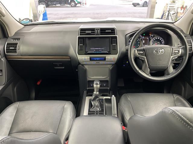 ランドクルーザープラド ＴＸ　Ｌパッケージ　ナビ　バックカメラ　サンルーフ　ルーフレール　衝突軽減　レーダクルーズ　クリアランスソナー　革シート　シートヒーター　シートベンチレーション　社外１７インチＡＷ　電動格納サードシート　ＬＥＤライト（27枚目）