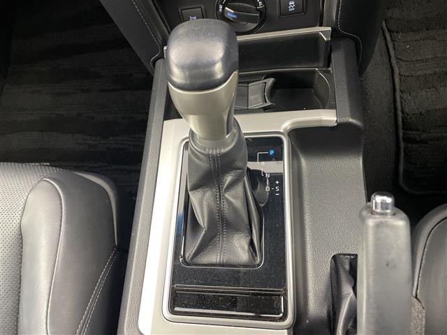 ランドクルーザープラド ＴＸ　Ｌパッケージ　ナビ　バックカメラ　サンルーフ　ルーフレール　衝突軽減　レーダクルーズ　クリアランスソナー　革シート　シートヒーター　シートベンチレーション　社外１７インチＡＷ　電動格納サードシート　ＬＥＤライト（32枚目）