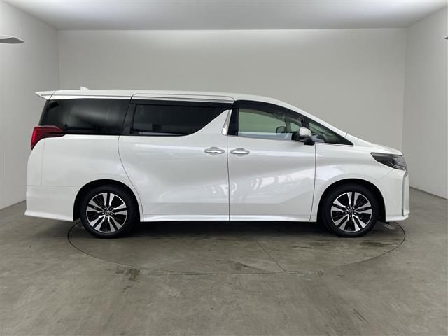 アルファード ３．５ＳＣ　ワンオーナー車　純正ナビ　全方位カメラ　トヨタセーフティセンス　ＪＢＬサウンド　純正後席モニター　デジタルインナーミラー　両側パワスラ　パワーバックドア　ＢＳＭ　純正１８インチＡＷ　革シート　ドラレコ（6枚目）