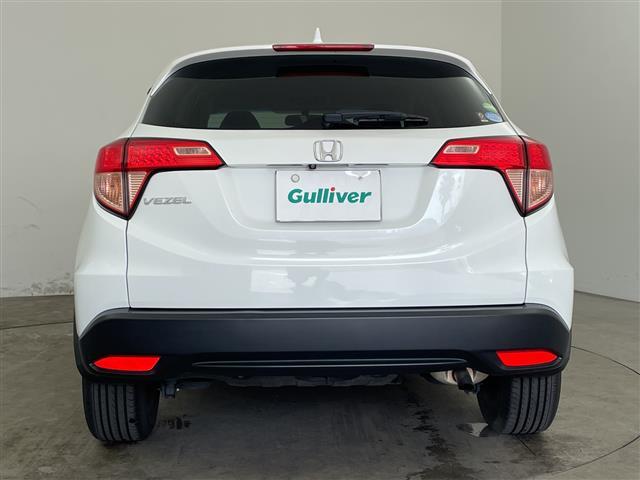 ヴェゼル Ｇ　純正ナビ　ＴＶ　Ｂｌｕｅｔｏｏｔｈ　バックカメラ　ＥＴＣ　スマートキー　スペアキー　アイドリングストップ　純正フロアマット　ドアバイザー（5枚目）