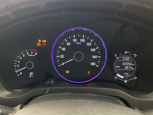 ヴェゼル Ｇ　純正ナビ　ＴＶ　Ｂｌｕｅｔｏｏｔｈ　バックカメラ　ＥＴＣ　スマートキー　スペアキー　アイドリングストップ　純正フロアマット　ドアバイザー（21枚目）