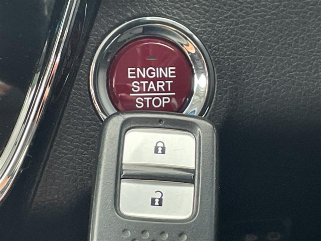 ヴェゼル Ｇ　純正ナビ　ＴＶ　Ｂｌｕｅｔｏｏｔｈ　バックカメラ　ＥＴＣ　スマートキー　スペアキー　アイドリングストップ　純正フロアマット　ドアバイザー（33枚目）