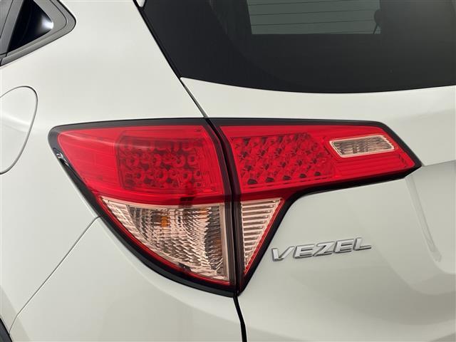 ヴェゼル Ｇ　純正ナビ　ＴＶ　Ｂｌｕｅｔｏｏｔｈ　バックカメラ　ＥＴＣ　スマートキー　スペアキー　アイドリングストップ　純正フロアマット　ドアバイザー（38枚目）