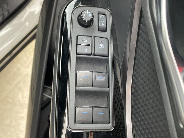 Ｃ－ＨＲ Ｓ　ＧＲスポーツ　・純正ナビ（ＵＳＢ／ＴＶ／ＢＴ）・アラウンドビューモニター・ハーフレザーシート・シートヒーター・トヨタセーフティセンス・プリクラッシュセーフティ・レーントレーシングアラート・ブラインドスポットモニター（75枚目）