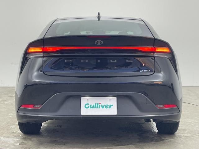 プリウス Ｕ　純正ディスプレイオーディオ　バックカメラ　前後ドライブレコーダー　ビルトインＥＴＣ２．０　トヨタセーフティセンス　スマートキー　ＡＣ１００Ｖ１５００Ｗ　レーダークルーズコントロール　ＬＥＤライト（5枚目）