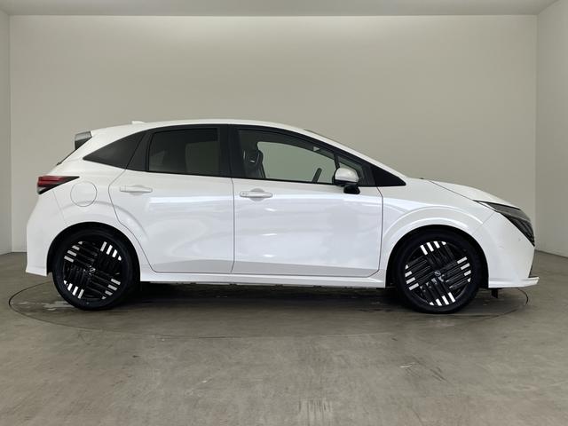 オーラ G レザーエディション ・プロパイロット・BOSEサウンドシステム・衝突軽減ブレーキ・レーンキープアシスト・レーダークルーズコントロール・BSM・前席シートヒーター・ETC・ステアリングヒーター・デジタルインナーミラー(7枚目)