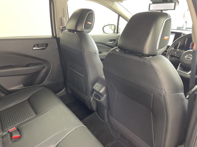 オーラ G レザーエディション ・プロパイロット・BOSEサウンドシステム・衝突軽減ブレーキ・レーンキープアシスト・レーダークルーズコントロール・BSM・前席シートヒーター・ETC・ステアリングヒーター・デジタルインナーミラー(10枚目)