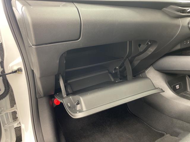 オーラ G レザーエディション ・プロパイロット・BOSEサウンドシステム・衝突軽減ブレーキ・レーンキープアシスト・レーダークルーズコントロール・BSM・前席シートヒーター・ETC・ステアリングヒーター・デジタルインナーミラー(72枚目)