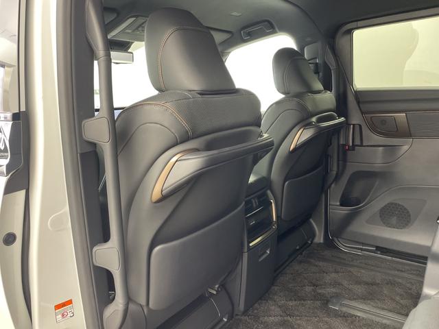 アルファードハイブリッド Ｚ　・モデリスタエアロ・モデリスタマフラーカッター・トヨタチームメイト・ＢＳＭ・ＨＵＤ・純正１４型ナビ・ＨＤＭＩ・両側パワースライドドア・デジタルインナーミラー・前後ドラレコ・ワイヤレス充電・全方位カメラ（18枚目）