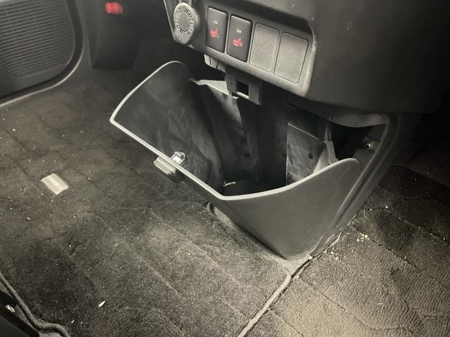 ルーミー カスタムＧ－Ｔ　純正ナビ　パノラミックビューモニター　スマートアシスト　衝突回避支援ブレーキ　前後コーナーセンサー　前席シートヒーター　純正１５インチＡＷ　ＬＥＤヘッドライト・フォグランプ　前後ドラレコ　スペアキー（77枚目）