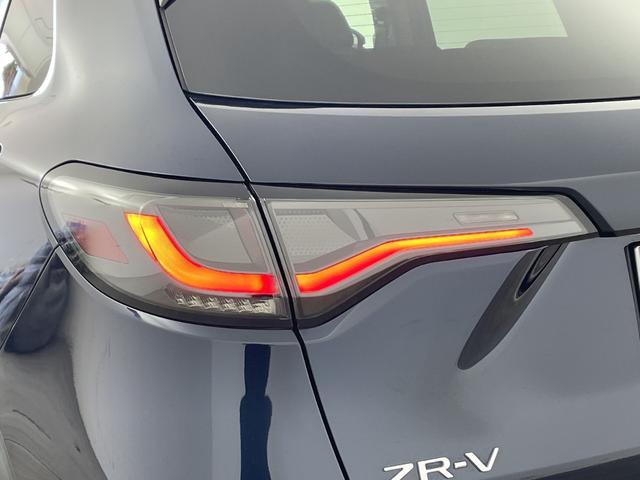 ＺＲ－Ｖ Ｘ　純正ナビ　バックカメラ　衝突軽減ブレーキ　レーダクルーズ　ＢＳＭ　先行車発進お知らせ機能　パーキングセンサー　パワーバックドア　ハーフレザーシート　純正１８インチＡＷ　ＬＥＤヘッドライト　ＥＴＣ（46枚目）