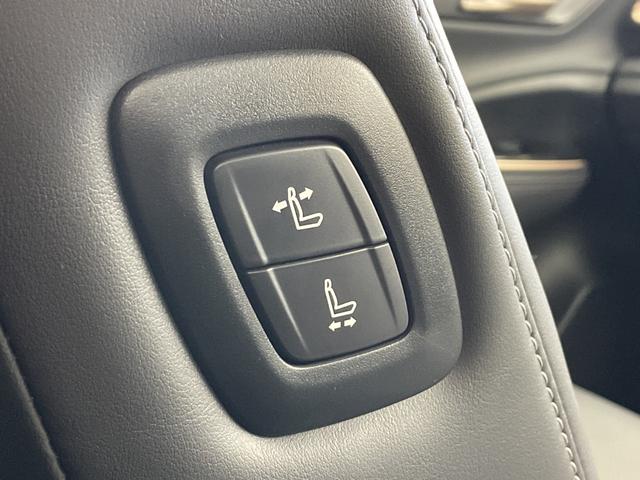 クラウンスポーツ Z 純正ナビ TV 全方位カメラ プリクラッシュセーフティ レーダークルコン レーンディパーチャーアラート ブラインドスポットモニター オートマチックハイビーム シートヒーター ベンチレーション 革シート(68枚目)