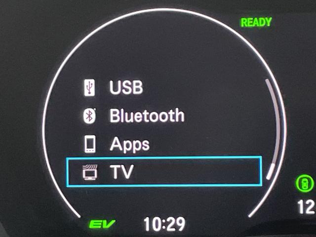 ヴェゼル ｅ：ＨＥＶ　Ｚ　◆ホンダセンシング◆アダプティブクルーズコントロール（ＡＣＣ）◆衝突軽減ブレーキ（ＣＭＢＣ）◆車線逸脱支援システム（ＬＫＡＳ）◆誤発進抑制機能◆後方ご発進抑制機能◆近距離衝突軽減ブレーキ（59枚目）