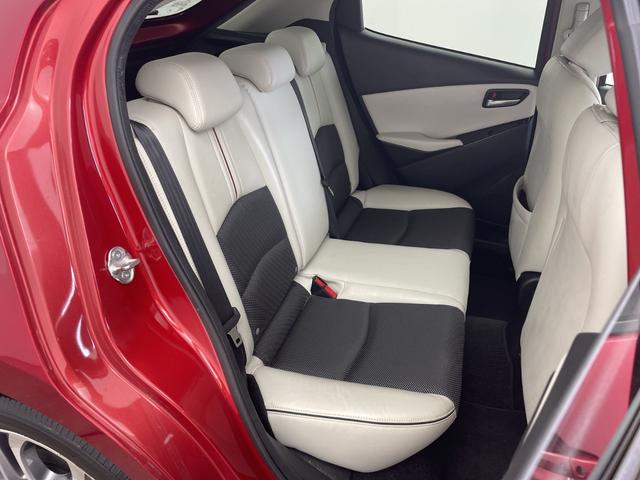 デミオ 15Sツーリング Lパッケージ 純正ナビ・360°ビュー・ETC・ドライブレコーダー・スマートシティブレーキサポート・ブラインドスポットモニター・車線逸脱警報・パーキングセンサー・HUD・LEDオートライト・純正アルミホイール(14枚目)