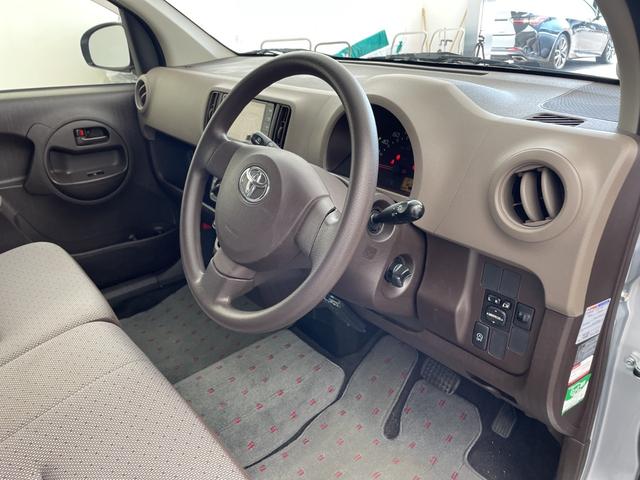 パッソ Ｘ　Ｌパッケージ　純正ナビ　ＴＶ　Ｂｌｕｅｔｏｏｔｈ　ＣＤ　ＳＤ　バックカメラ　横滑り防止装置　ＥＴＣ　ドライブレコーダー　フロアマット　ドアバイザー　アイドリングストップ　ヘッドライトレベライザー　スマートキー（8枚目）