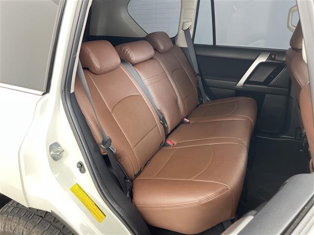 ランドクルーザープラド ＴＸ　純正ナビ　ＴＶ　ビルトインＥＴＣ　モデリスタエアロ　ルーフレール　ＨＩＤヘッドライト　４ＷＤ　オートライト　純正アルミホイール　カーテンエアバック　スマートキー　プッシュスタート　革調シートカバー（11枚目）