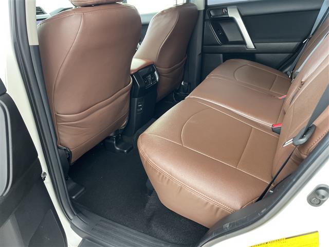 ランドクルーザープラド ＴＸ　純正ナビ　ＴＶ　ビルトインＥＴＣ　モデリスタエアロ　ルーフレール　ＨＩＤヘッドライト　４ＷＤ　オートライト　純正アルミホイール　カーテンエアバック　スマートキー　プッシュスタート　革調シートカバー（14枚目）