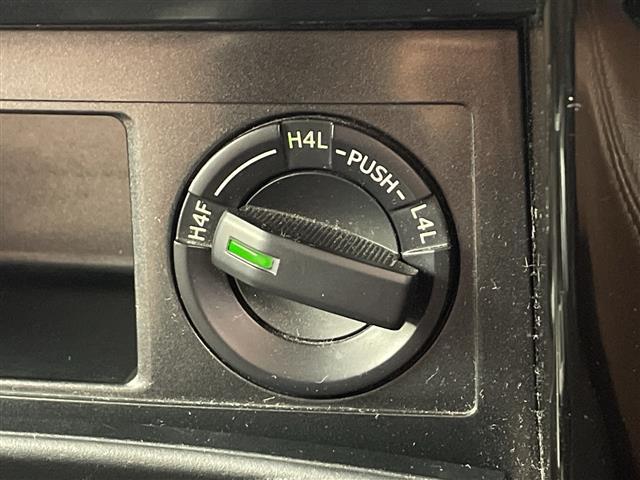 ランドクルーザープラド ＴＸ　純正ナビ　ＴＶ　ビルトインＥＴＣ　モデリスタエアロ　ルーフレール　ＨＩＤヘッドライト　４ＷＤ　オートライト　純正アルミホイール　カーテンエアバック　スマートキー　プッシュスタート　革調シートカバー（28枚目）