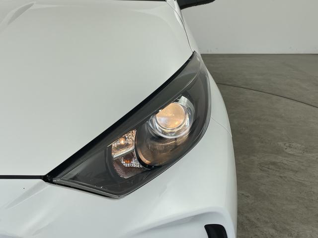 ヤリス X 純正ディスプレイオーディオ バックカメラ トヨタセーフティセンス レーンディバーチャーアラート プリクラッシュセーフティ 前後パーキングセンサー パーキングサポートブレーキ ロードサインアシスト(37枚目)