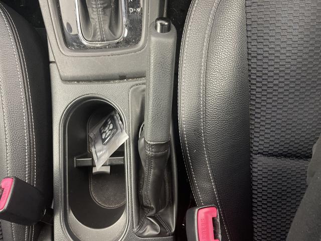 �w�b�h���C�g��p�K���X�R�[�e�B���O�w�w�b�h���C�g�R�[�g�x�̓K���X�햌�ŉ��΂݂Ȃǂ̕\�ʗ򉻂̗\�h�┭�~���ʂŉ���̕t����}��������ʂ����҂ł��܂��B