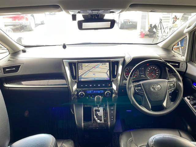アルファード ２．５Ｓ　Ａパッケージ　純正ナビ　ＣＤ／ＤＶＤ／フルセグＴＶ／ＢＴ　両側パワースライドドア　プリクラッシュセーフティ　レーントレーシングアシスト　パーキングサポートブレーキ　クリアランスソナー　ブラインドスポットモニター（2枚目）