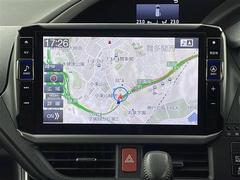 【アルパインナビ】専用設計で車内の雰囲気にマッチ！ナビ利用時のマップ表示は見やすく、いつものドライブがグッと楽しくなります！ 5