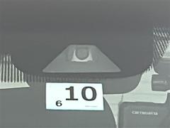 【Ｈｏｎｄａ　ＳＥＮＳＩＮＧ】ホンダの安全装備を搭載しています！機能には限界があるためご注意ください。◆搭載機能例：衝突軽減ブレーキ／歩行者事故低減ステアリング／路外逸脱抑制／標識認識／ＡＣＣ 4