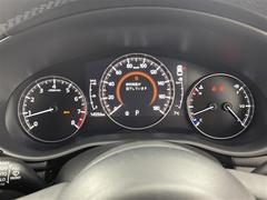 【スピードメーター】メーターがシンプルで見やすく運転しやすいですね！ 6