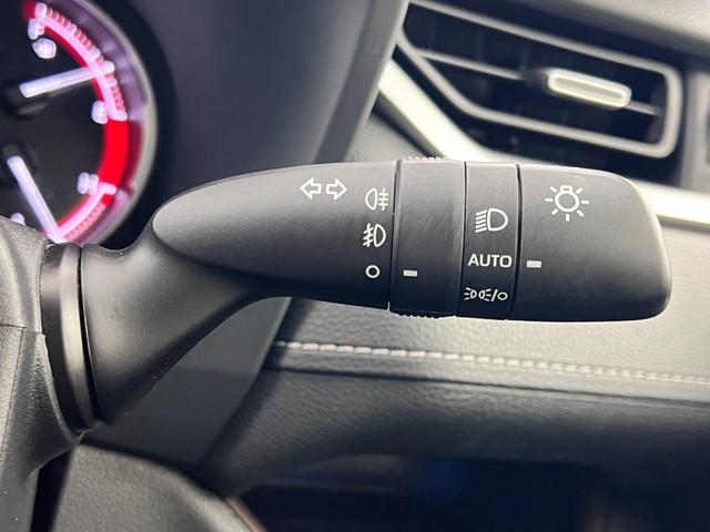 ＲＡＶ４ Ｇ　Ｚパッケージ　ワンオーナー　トヨタセーフティーセンス　ナビ付純正ディスプレイオーディオ　バックカメラ　ＥＴＣ　置くだけ充電　電子パーキング　パワーバックドア　パワーシート　シートヒーター　ステアリングヒーター（32枚目）