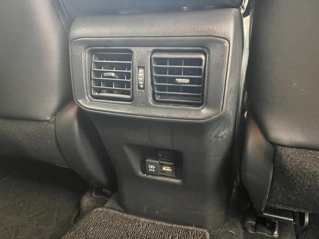 ＲＡＶ４ Ｇ　Ｚパッケージ　ワンオーナー　トヨタセーフティーセンス　ナビ付純正ディスプレイオーディオ　バックカメラ　ＥＴＣ　置くだけ充電　電子パーキング　パワーバックドア　パワーシート　シートヒーター　ステアリングヒーター（53枚目）