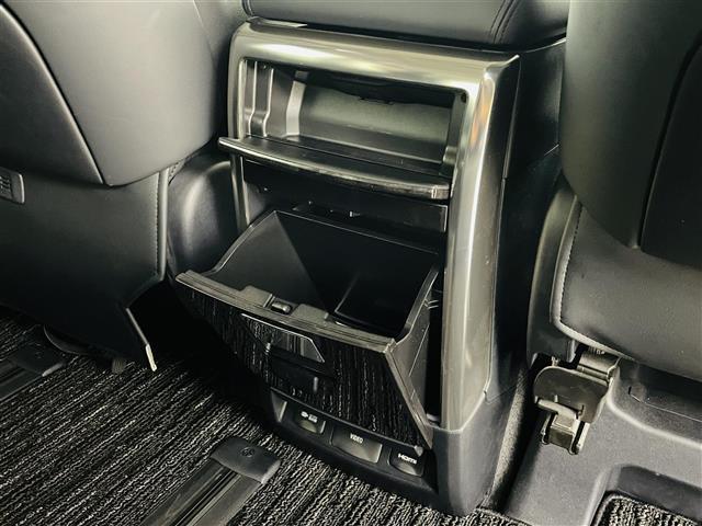 ヴェルファイア ２．５Ｚ　Ｇエディション　純正ナビ　純正フリップダウンモニター　両側パワースライドドア　パワーリアゲート　パワーシート　シートヒーター　ベンチレーションシート　デジタルインナーミラー　ＪＢＬサウンドシステム（35枚目）