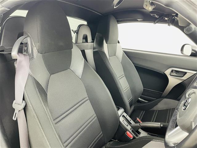 コペン エクスプレイ　純正ナビ（ワンセグＴＶ／ＣＤ／ＳＤ／ＵＳＢ／ＦＭ／ＡＭ）　オープンカー　横滑り防止装置　ｅｃｏＩＤＬＥモード　シートヒーター　オートエアコン　ＭＴモード付ＡＴ　プッシュスタート　スマートキー　ＬＥＤ（13枚目）