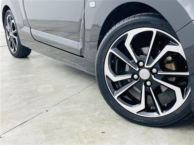 コペン エクスプレイ　純正ナビ（ワンセグＴＶ／ＣＤ／ＳＤ／ＵＳＢ／ＦＭ／ＡＭ）　オープンカー　横滑り防止装置　ｅｃｏＩＤＬＥモード　シートヒーター　オートエアコン　ＭＴモード付ＡＴ　プッシュスタート　スマートキー　ＬＥＤ（16枚目）