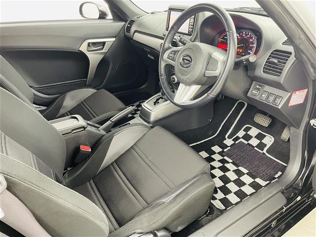 コペン エクスプレイ　純正ナビ（ワンセグＴＶ／ＣＤ／ＳＤ／ＵＳＢ／ＦＭ／ＡＭ）　オープンカー　横滑り防止装置　ｅｃｏＩＤＬＥモード　シートヒーター　オートエアコン　ＭＴモード付ＡＴ　プッシュスタート　スマートキー　ＬＥＤ（20枚目）