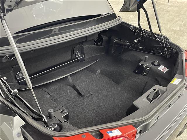 コペン エクスプレイ　純正ナビ（ワンセグＴＶ／ＣＤ／ＳＤ／ＵＳＢ／ＦＭ／ＡＭ）　オープンカー　横滑り防止装置　ｅｃｏＩＤＬＥモード　シートヒーター　オートエアコン　ＭＴモード付ＡＴ　プッシュスタート　スマートキー　ＬＥＤ（26枚目）