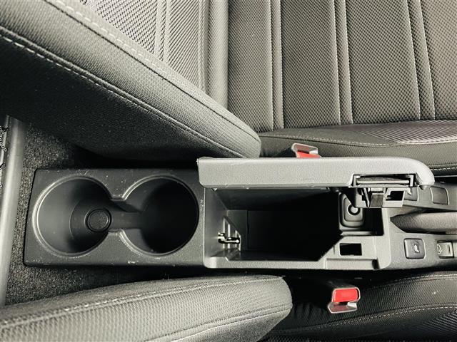 コペン エクスプレイ　純正ナビ（ワンセグＴＶ／ＣＤ／ＳＤ／ＵＳＢ／ＦＭ／ＡＭ）　オープンカー　横滑り防止装置　ｅｃｏＩＤＬＥモード　シートヒーター　オートエアコン　ＭＴモード付ＡＴ　プッシュスタート　スマートキー　ＬＥＤ（33枚目）