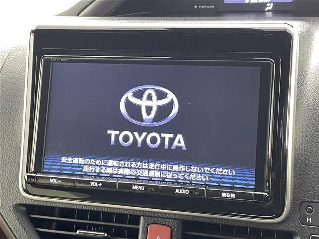 エスクァイア Ｇｉ　プレミアムパッケージ　トヨタセーフティセンス　純正ナビ　フルセグＴＶ／ＳＤ／ＣＤ／ＢＴ／ＦＭ／ＡＭ　ＥＴＣ　フリップダウン　両側パワースライドドア　ハーフレザー　シートヒーター　エアシート　オートライト　積込みサマータイヤ（29枚目）