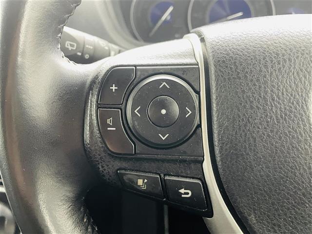 ヴォクシー ハイブリッドＺＳ　煌ＩＩＩ　トヨタセーフティセンス　純正ナビ　フルセグＴＶ／ＦＭ／ＡＭ／ＳＤ／ＣＤ／ＨＤＭＩ　ＥＴＣ　ドラレコ　バックカメラ　クルコン　両側パワスラ　ハーフレザーシート　シートヒーター　エアシート　オートライト（13枚目）