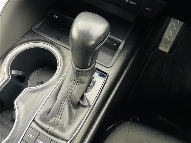 カムリ Ｇ　トヨタセーフティセンス　ブラインドスポットモニター　純正９インチディスプレイオーディオ　ＤＶＤ／ＣＤ／ＢＴ／ＵＳＢ／ＡＭ／ＦＭ　６スピーカー　パワーシート　純正フロアマット　純正１７インチＡＷ（36枚目）