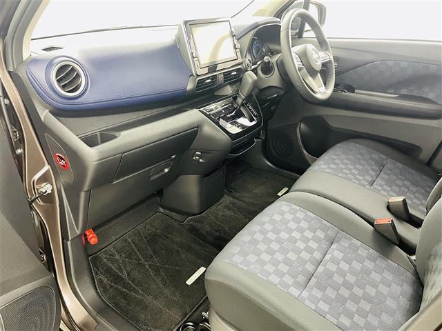 デイズ ハイウェイスター　Ｘ　３６０°セーフティアシスト　純正ナビ　フルセグ／ＢＴ／ＳＤ／ＣＤ／ＤＶＤ／ＡＵＸ／ＡＭ／ＦＭ　アラウンドビューモニター　バックカメラ　純正ドライブレコーダー　オートライト　スペアキー１本　ＬＥＤ（19枚目）