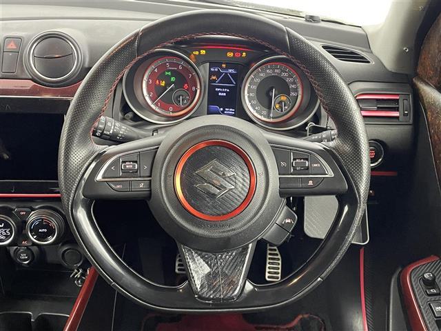 スイフトスポーツ ベースグレード　セーフティパッケージ　ＥＴＣ　衝突軽減ブレーキ　車線逸脱警報　誤発進抑制機能　ふらつき警報　先行車発進お知らせ　Ｄシートヒーター　オートライト　オートマチックハイビーム　６速ＭＴ　純正エアロ（27枚目）