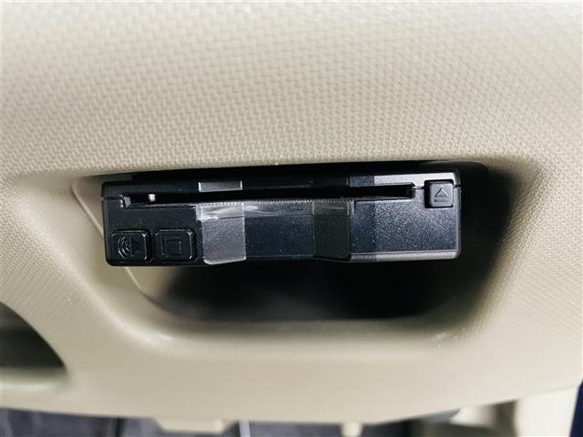 ムーヴ Ｘ　ＳＡ　純正メモリナビ　フルセグＴＶ　ビルトインＥＴＣ　ＬＥＤヘッドライト　前後ドライブレコーダー　純正ホイール　純正フロアマット　サイドバイザー　Ｂｌｕｅｔｏｏｔｈ接続　ＵＳＢ　ＤＶＤ　ＣＤ　オートライト（6枚目）