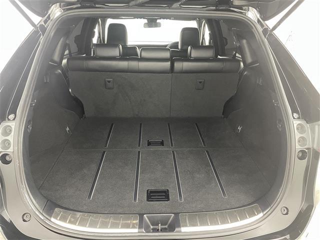 ハリアー エレガンス パノラマサンルーフ/トヨタセーフティーセンス/レーダークルーズコントロール/社外9型ALPINEナビ/フルセグ/パワーシート/ハーフレザーシート/ETC/LEDヘッドライト/純正AW/Pスタート(14枚目)