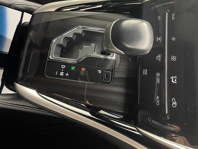 ハリアー エレガンス パノラマサンルーフ/トヨタセーフティーセンス/レーダークルーズコントロール/社外9型ALPINEナビ/フルセグ/パワーシート/ハーフレザーシート/ETC/LEDヘッドライト/純正AW/Pスタート(31枚目)
