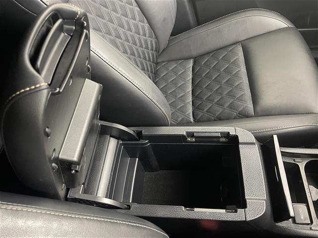 ハリアー エレガンス パノラマサンルーフ/トヨタセーフティーセンス/レーダークルーズコントロール/社外9型ALPINEナビ/フルセグ/パワーシート/ハーフレザーシート/ETC/LEDヘッドライト/純正AW/Pスタート(34枚目)