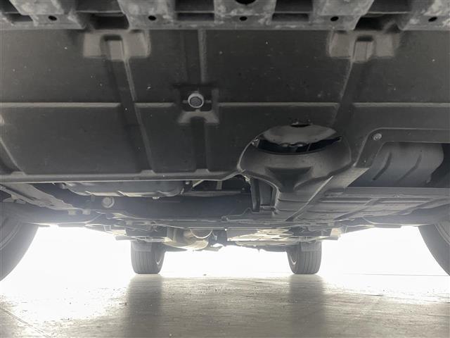 ハリアー エレガンス パノラマサンルーフ/トヨタセーフティーセンス/レーダークルーズコントロール/社外9型ALPINEナビ/フルセグ/パワーシート/ハーフレザーシート/ETC/LEDヘッドライト/純正AW/Pスタート(42枚目)