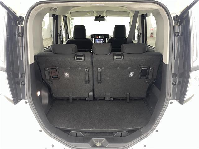 ルーミー カスタムＧ　トヨタセーフティセンス　純正７インチメモリーナビ　フルセグＴＶ／ＢＴ／ＵＳＢ／ＣＤ／ＤＶＤ／ｉＰｏｄ／ＡＭ／ＦＭ　全方位カメラ　ＡＣＣ　ＥＴＣ　シートヒーター　社外センターコンソール　スペアキー（16枚目）